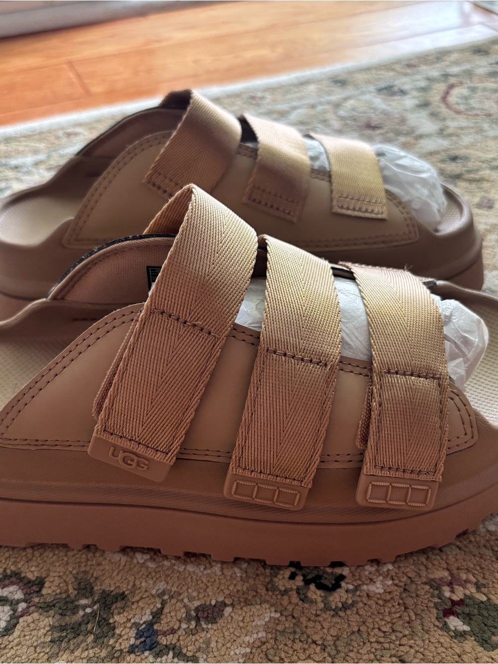 Women’s UGG goldenglow slide - Picture 2 of 7